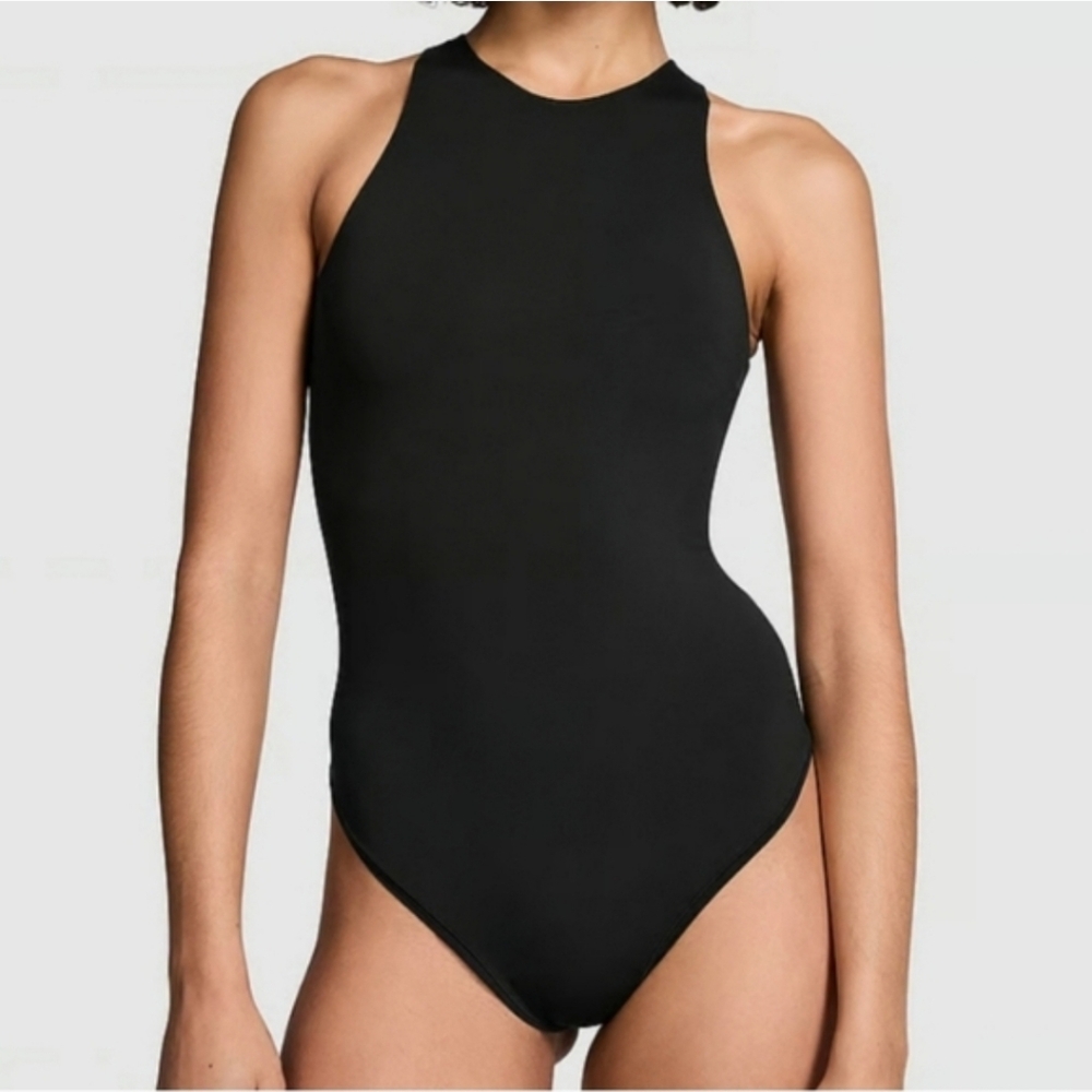 Sleeveless Criss Cross Black Bodysuit Size Medium